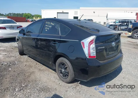 2015 Toyota Prius Four z USA, uszkodzony, nr VIN JTDKN3DUXF1927566